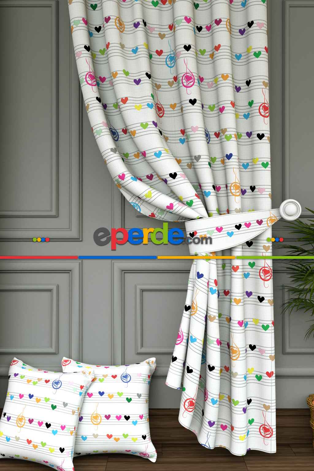 Renkli Kalpler Desenli Baskılı Fon Perde