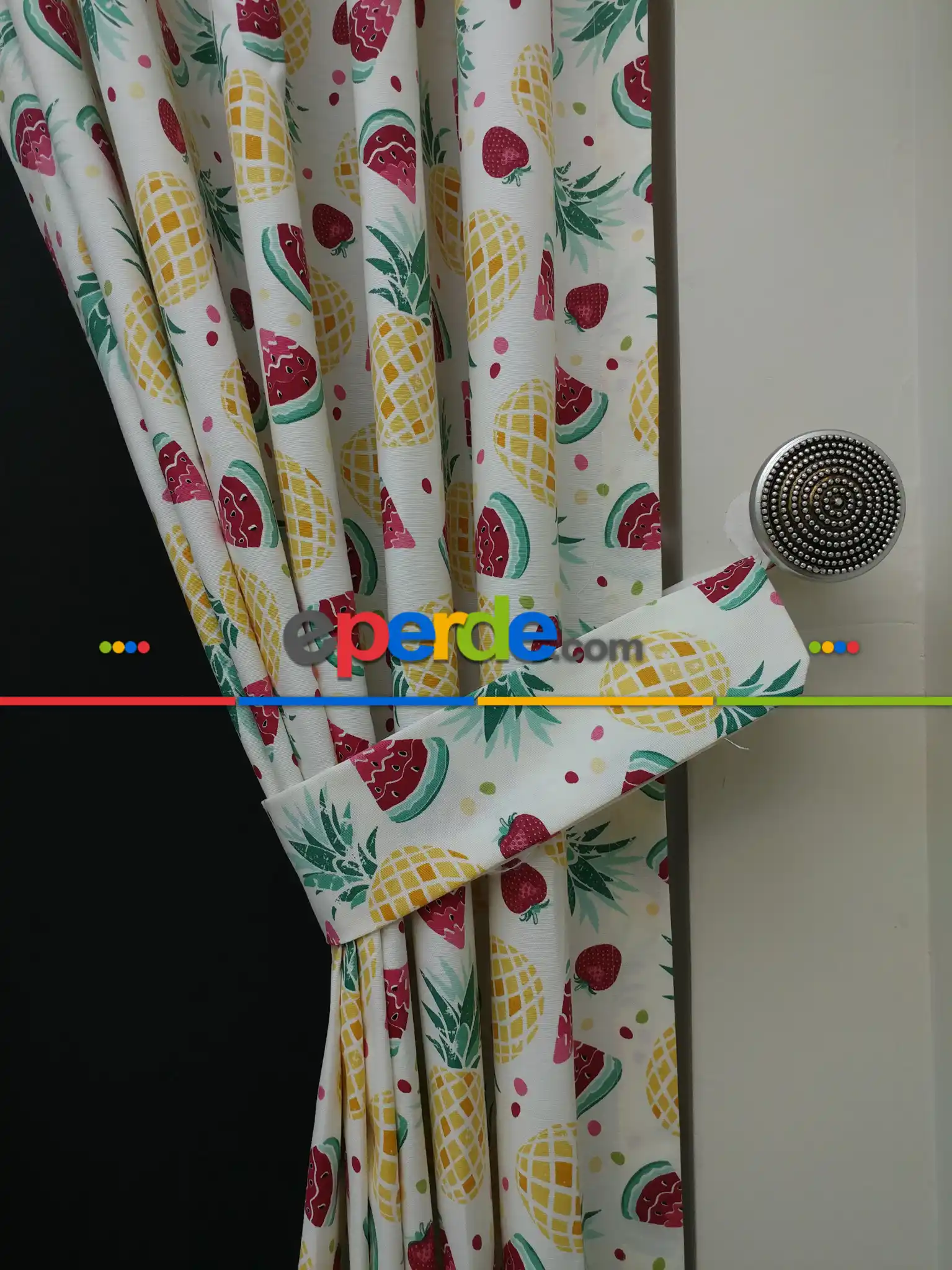 Karpuz-ananas-çilek Desenli Fon Perde (leke Tutmaz )- Kırmızı-Açık Yeşil-Hardal Sarısı