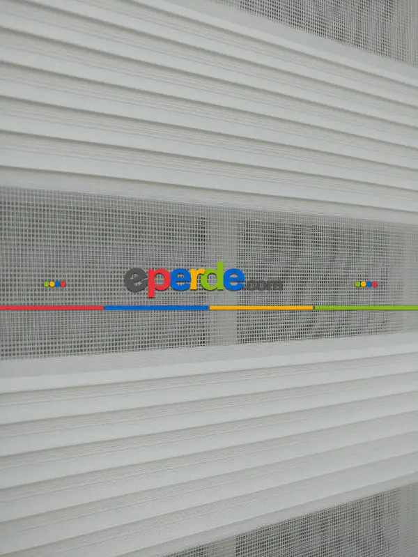 Ekru Dar Düz Plise Zebra Perde Yüksek Kalite - Kornişe Kolay Montaj Ayağı Seçenekli - Standart Metal Kasalı