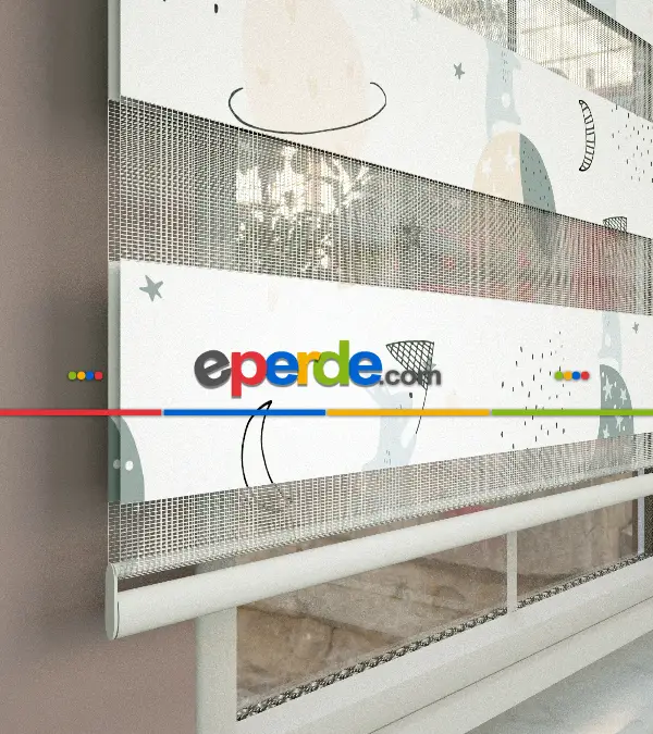 Mint, Krem Ve Siyah Renklerde Gezegen Desenli Baskılı Zebra Perde