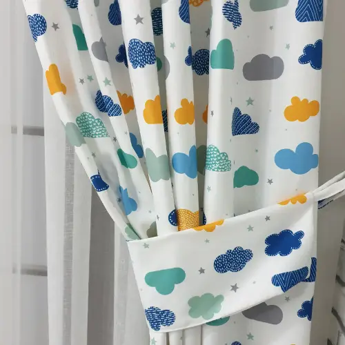 Erkek Çocuk Odası Fon Perde - Renkli Bulut Desenli Fon Perde Evm809 Kumaşı Kalındır Duck Bezi Değildir- Beyaz-Mavi Açık