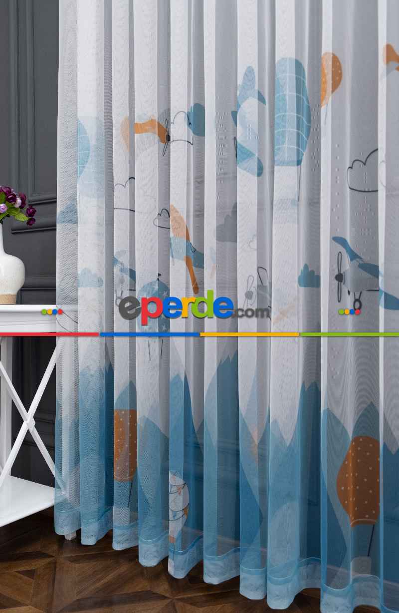 Petek Zemin Mavi Turuncu Renkli Uçan Balon Desenli Grek Baskılı Tül Perde