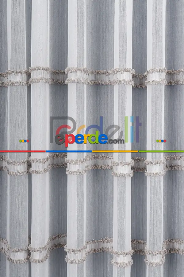 Enine Renkli Bantlı Püskül Detaylı Bambu Zemin Tül Perde