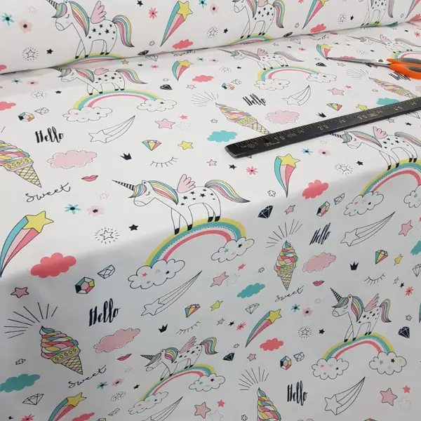 Bebek Odası Fon - Unicorn Desenli Fon Perde Evm681 Kumaşı Kalındır Duck Bezi Değildir- Siyah