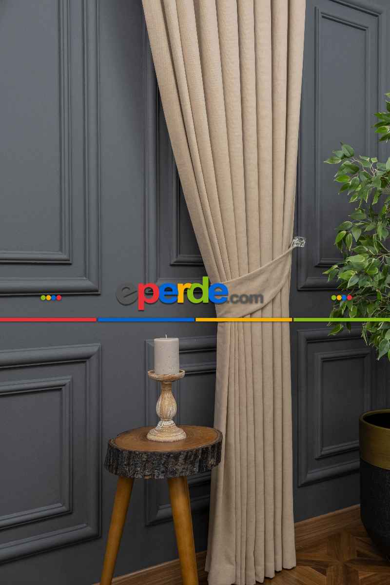 Bej Rengi Düz Fon Perde En Dökümlü Fon Perde