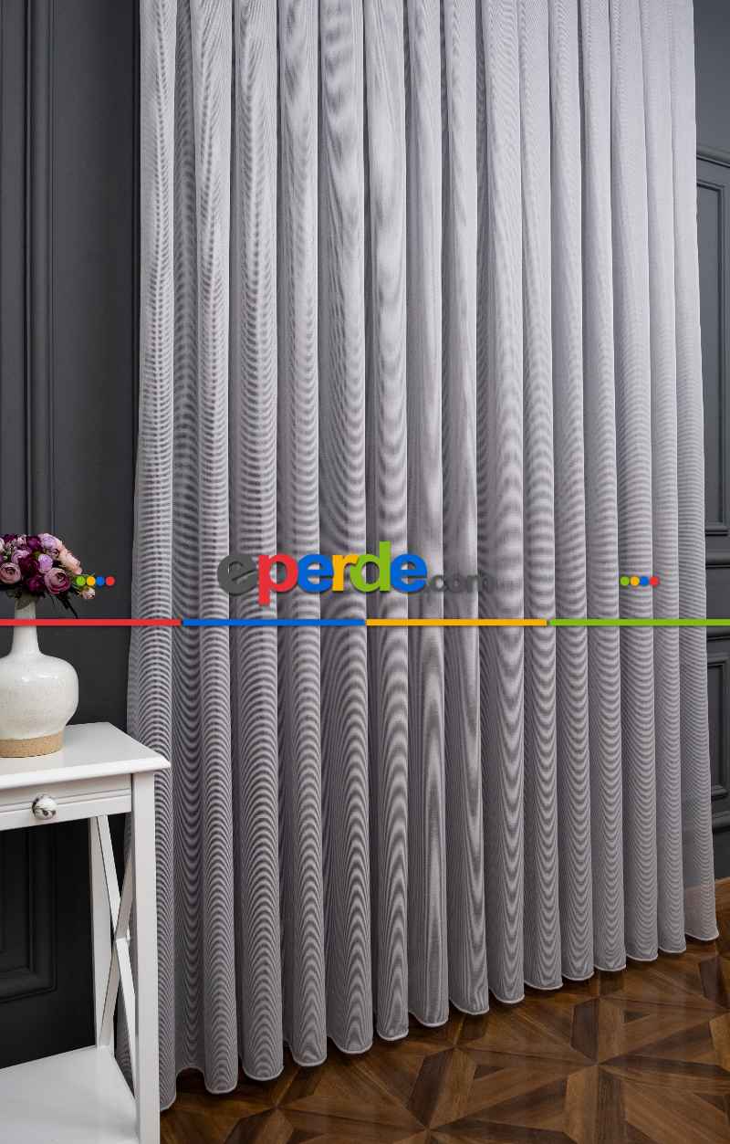 Açık Gri Renkli Kedi Tırmalamalarına Dayanaklı Tül Perde