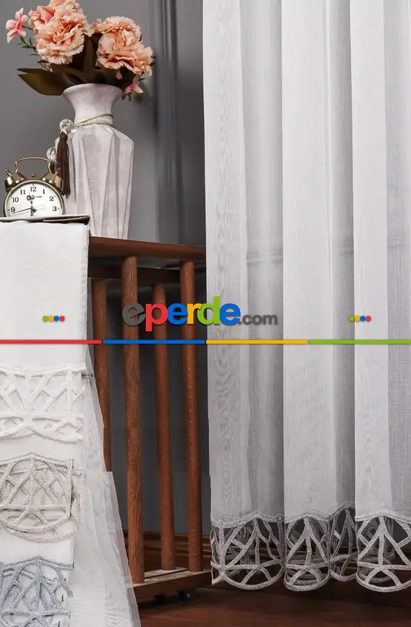 Modern Tarz Tasarım Comely Desen Tül Ütü İstemez