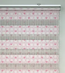 Bebek Odası Zebra -  Kalp Desenli Baskılı Zebra Perde- Pembe