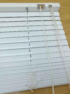 Beyaz - Alüminyum Jaluzi Perde - 25mm Kalınlığında- Beyaz