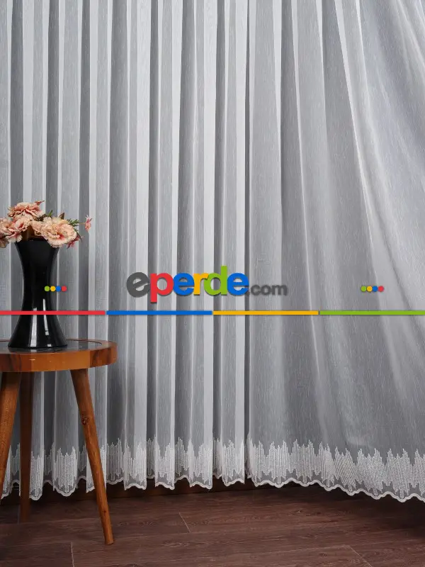 Etek Ucu Nakış İşlemeli Tül Perde