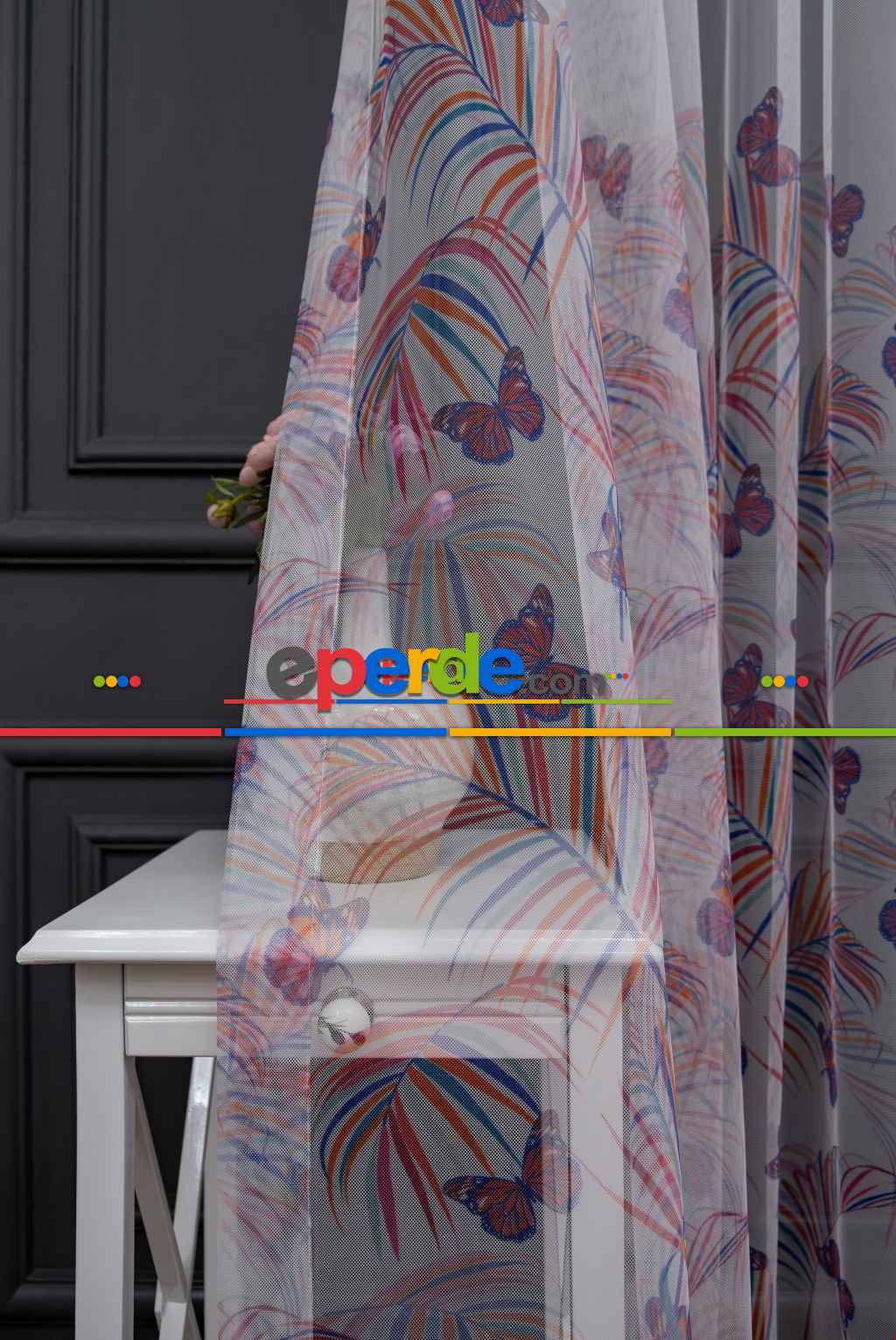 Hazır Ölçülü Petek Zemin Mor Turuncu Ve Mavi Renkli Yaprak - Kelebek Desenli Grek Baskılı Tül Perde