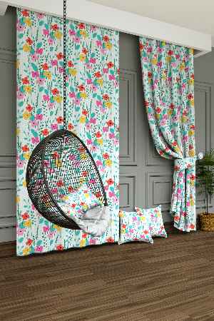 Dökümlü Kumaştan Bahar Çiçekleri Baskılı Fon Perde