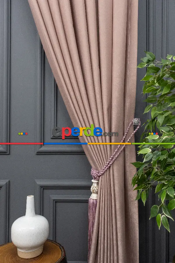 Düzrenk Kadifemsi Fon Perde Geniş En 285 Cm 120cm X 265cm 