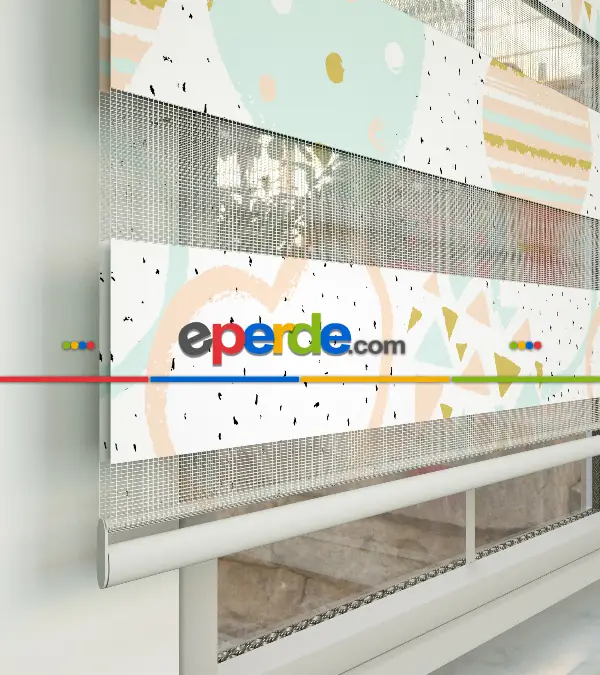 Kalp Desenli Baskılı Zebra Perde- Çok Renkli