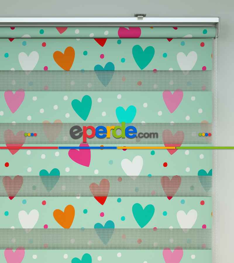 Kalp Desenli Baskılı Zebra Perde- Çok Renkli