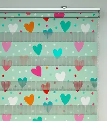 Kalp Desenli Baskılı Zebra Perde- Çok Renkli