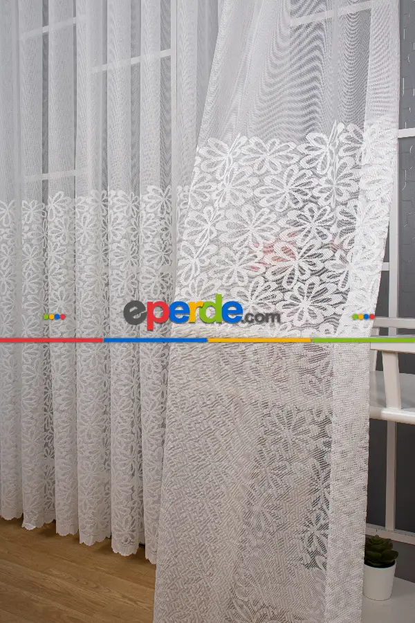 Papatya Desenli Örme Tül Perde - Etek Ucu Desenli