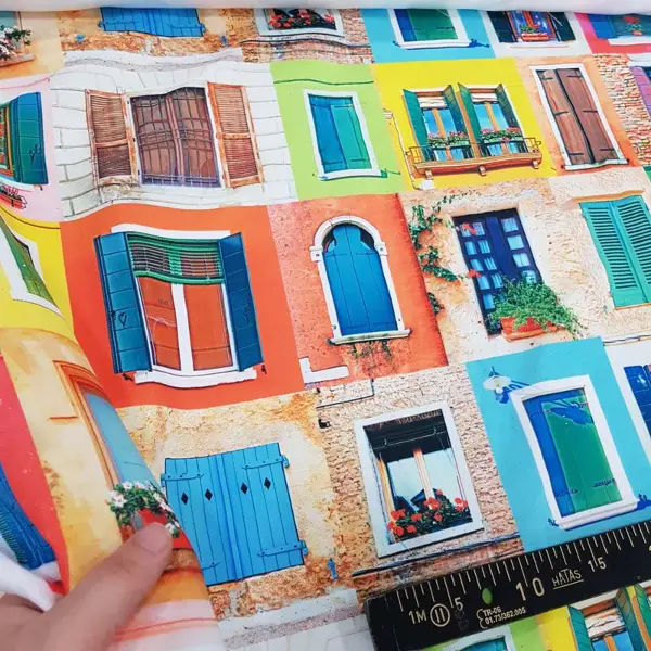 Renkli Pencereli Desenli Fon Perde Evm1068 Kumaşı Kalındır Duck Bezi Değildir- Mavi-Sarı-Kırmızı Açık