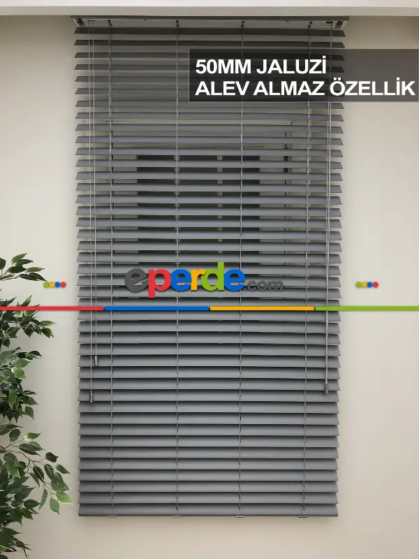 50mm Açık Gri Ahşap Efektli Jaluzi Perde Alev Almaz Özellik- Gri Açık