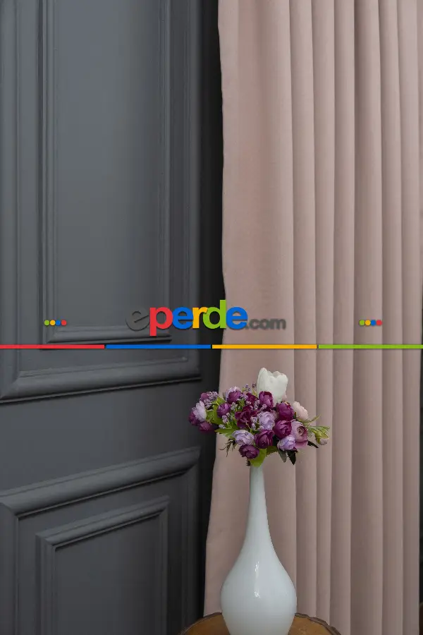 Pudra Pembesi Düz Fon Perde En Dökümlü Fon Perde