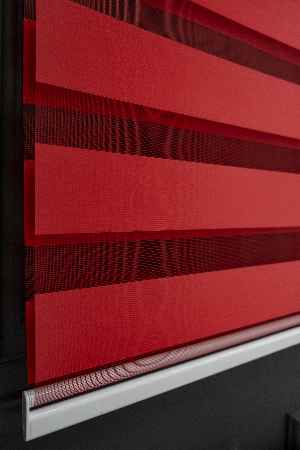 Yüksek Kalite Alüminyum Malzeme, Kırmızı Renk Zebra