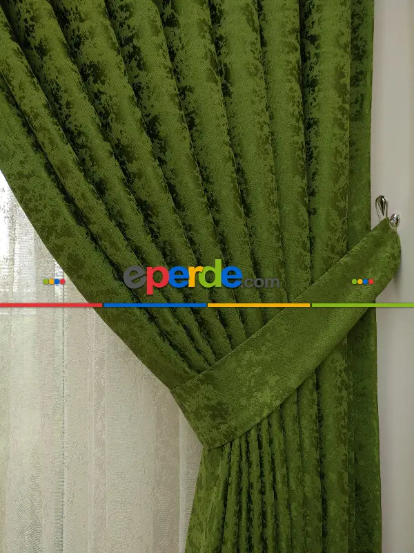 Yeşil Duz Jakar Fon Perde (150)- Yeşil