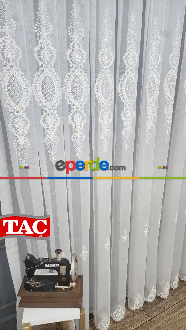 Taç Nakışlı Kort Damask Salon Model Tarz Tasarım Ultra Exculusive