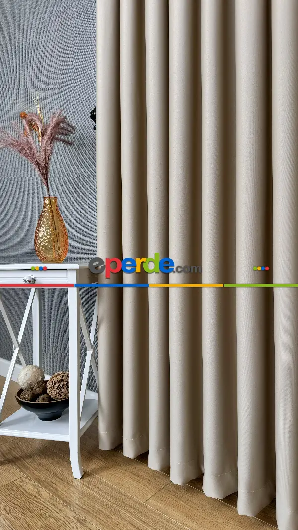 Yatak Odası - Koyu Krem Blackout - Karartma Fon Perde, Premium Kalite Serisidir, � Oranında Işığı Keser