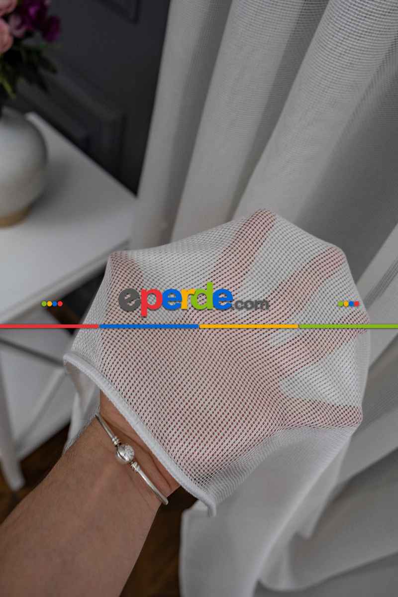 Salon Tül - Krem Renkli Kedi Tırmalamalarına Dayanaklı Tül Perde