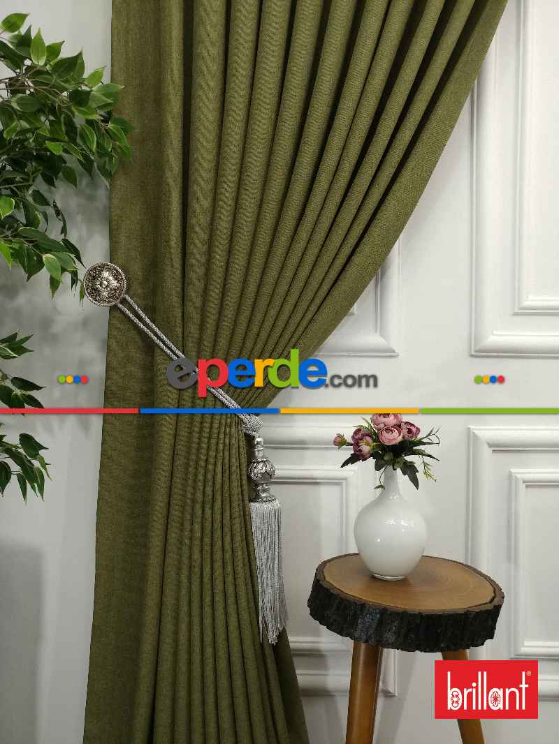 Brillant Keten Yeşil Renk Düz Fon Perde - Yeşil