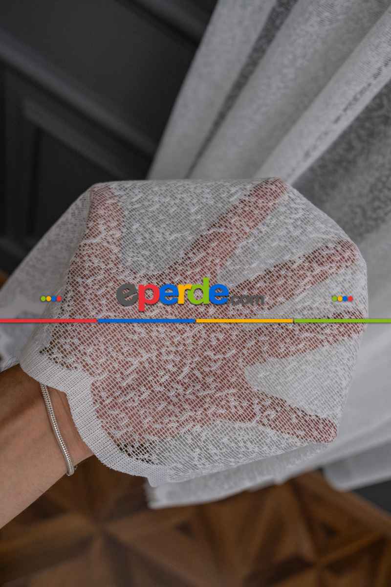 Salon - Taç Karlı Kruvaze Yanki Tiyatro Tasarım Tül