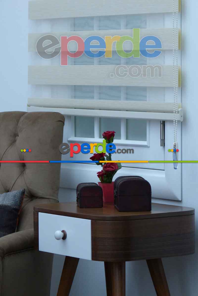 New Krem Düz Bambu Zebra Perde- Krem Açık