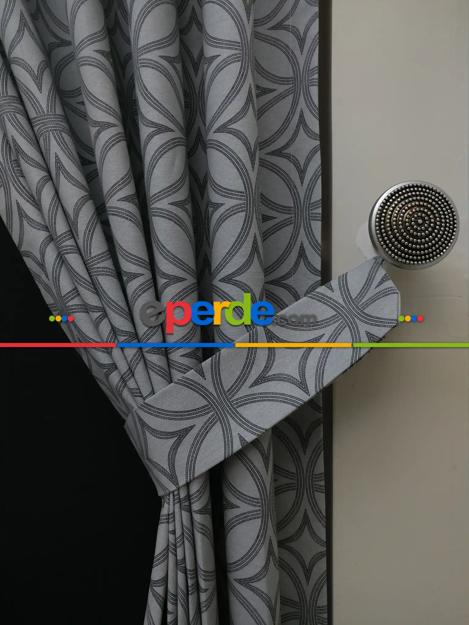 Dairesel Desenli Oturma Odası Fon Perde- Gri-Füme-Antrasit