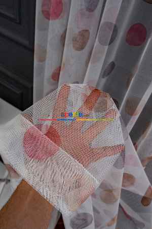 Hazır Ölçülü Petek Zemin Kahverengi Ve Pembe Renkli Puantiye Desenli Grek Baskılı Tül Perde