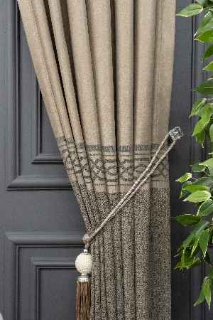 Desenli Pano Fon Perde