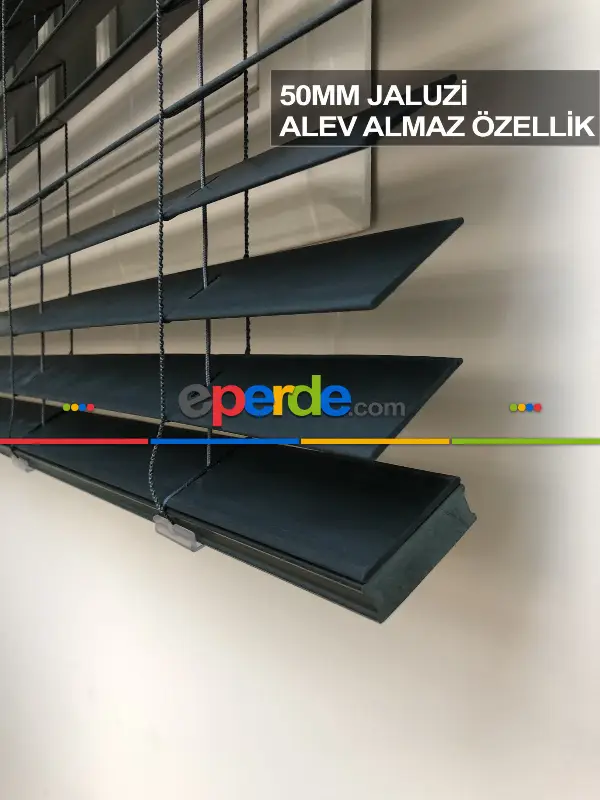 50mm Siyah Ahşap Efektli Jaluzi Perde Alev Almaz Özellik- Siyah