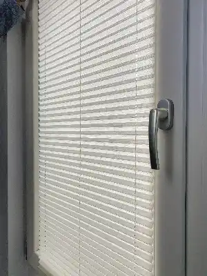 Plisel Perde, Krem Ekg Seri Cam Balkon Perdesi 1. Kalite Matkapsız Montaj Yaylı Sistem