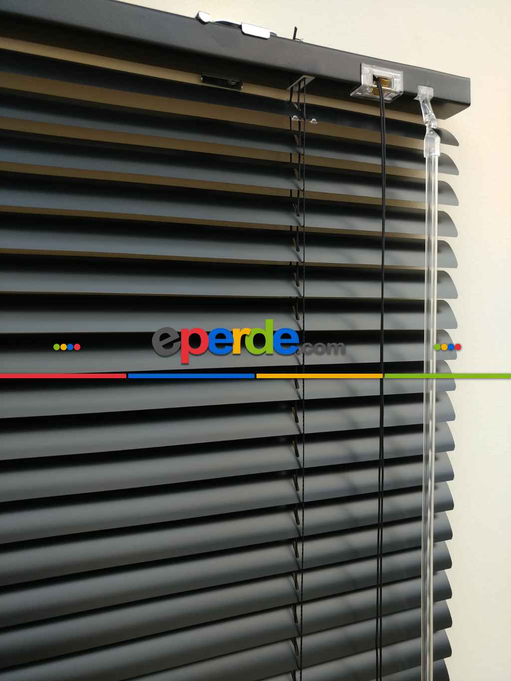 Siyah - Alüminyum Jaluzi Perde - 25mm Kalınlığında- Siyah