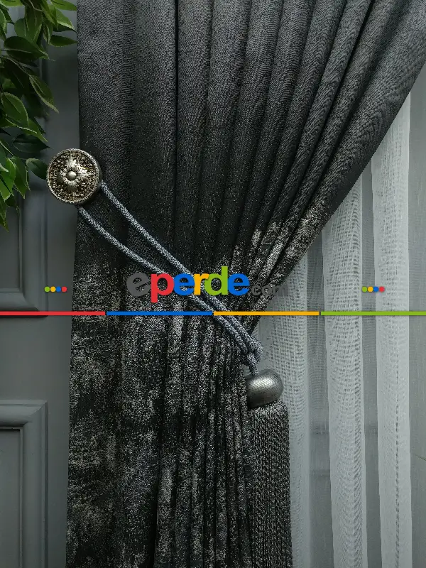 Yatak Odası - PatineDesenli Gri Jakar Fon Perde (180)- Gri