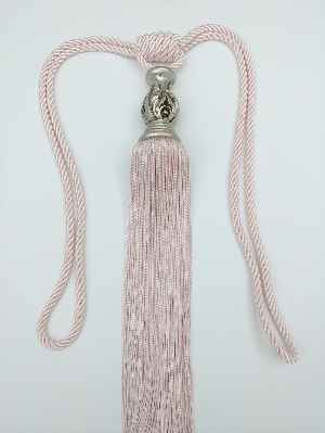 Lüx 1. Sınıf Fon Perde Braçolü - İsteğe Göre Renk Yapılır