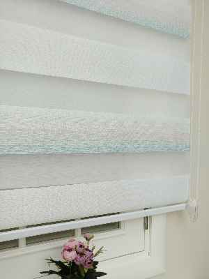 Renk Geçişli Degrade Detaylı Zebra Perde 2021 Elit- Yavru Ağzı-mint-ekru