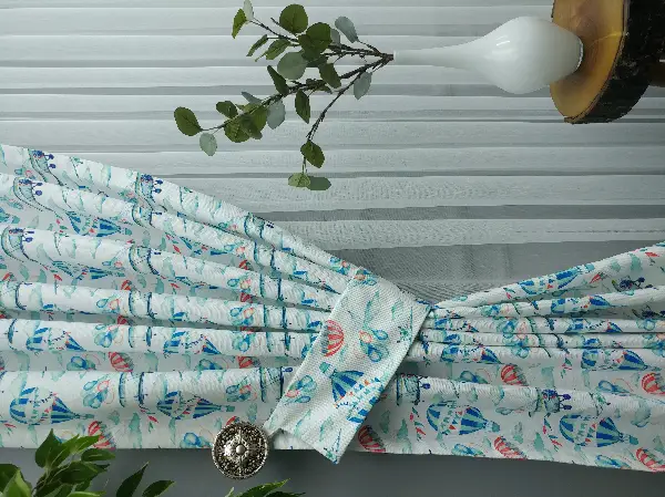 Bebek Odası Fon - Uçak Desenli Fon Perde K679 Kumaşı Kalındır Duck Bezi Değildir.- Mavi