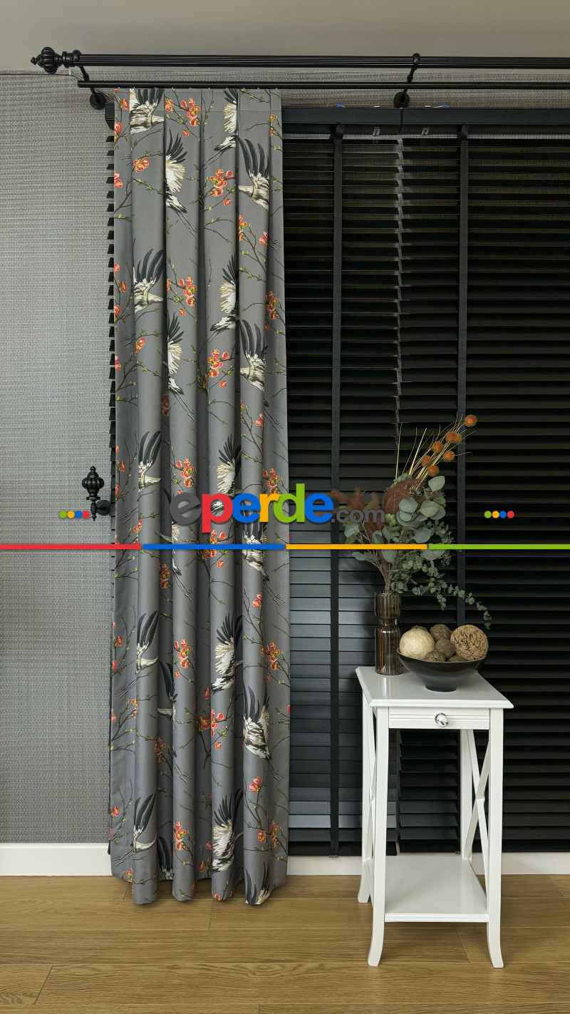 Genç Odası Antrasit Gri Çiçek Kuş Desenli İthal Kadife Fon Perde - Premium Kalite Serisi Ağır Gramajlı