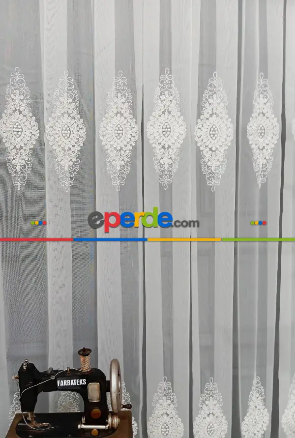 Yatak Odası Tül - Taç Nakışlı Kort Damask Salon Model Tarz Tasarım Pirime Exculusive