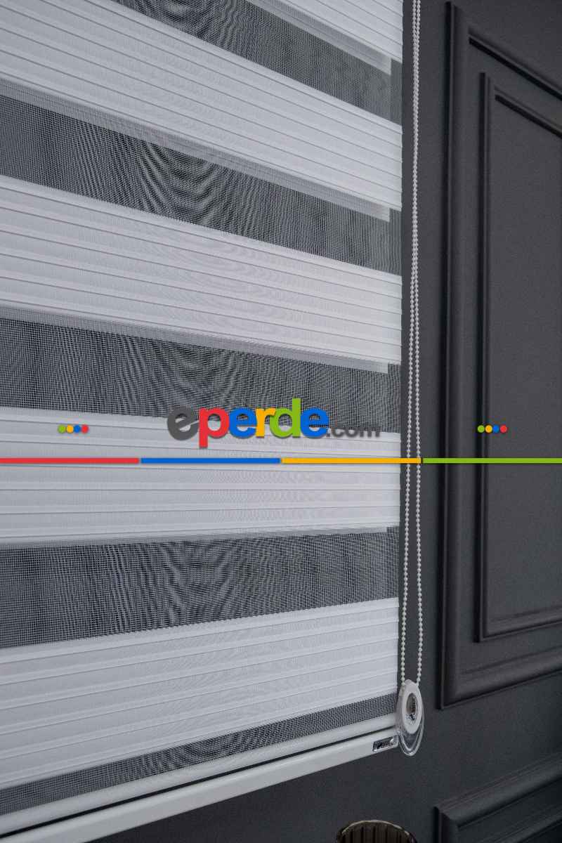 Mutfak Zebra Perde - Ekru Rengi Yüksek Kalite Pliseli Zebra - Kornişe Kolay Montaj Ayağı Seçenekli - Standart Metal Kasalı