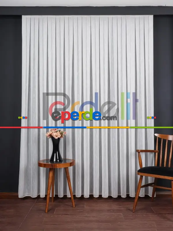 Bambu Zemin Noktalı Ve Çizgili Simli Düz Tül Perde Gramajlı