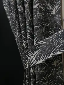 Oturma Odası - Tropikal Yaprak Desenli Fon Perde(leke Tutmaz)- Siyah-Beyaz