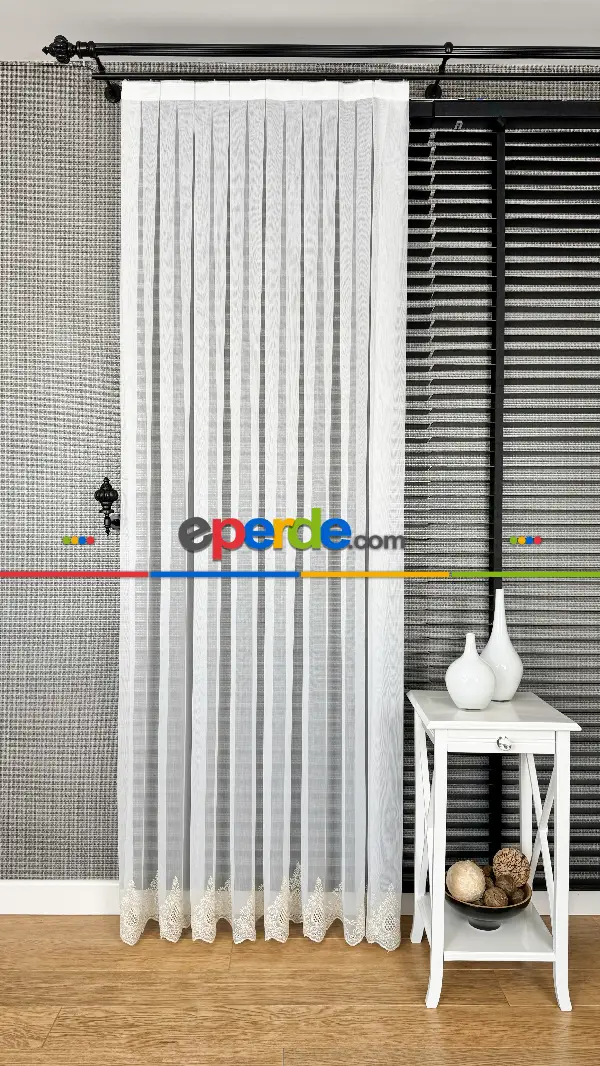 Ekru Açık Altın Etek Ucu Özel İplik Damask Brode İşlemeli Tül Perde - Ağır Gramajlı Premium Nakışlı