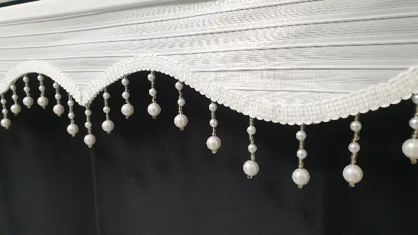 Brillant İnci Boncuklu Zebra Perde- Beyaz-krem