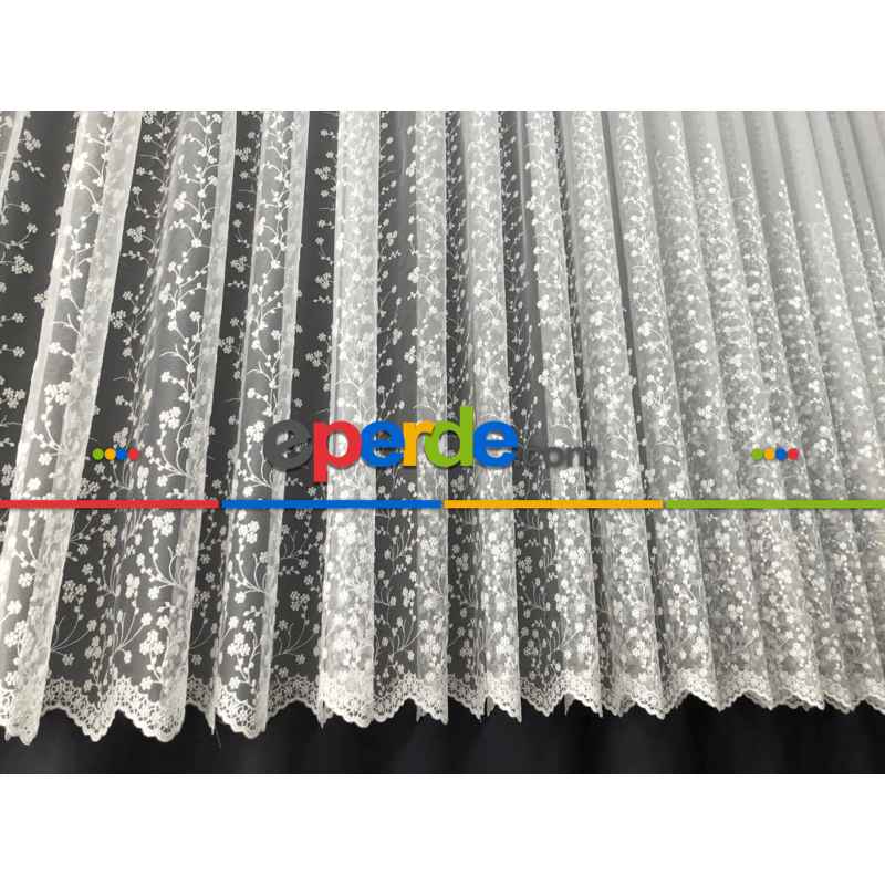 Etek Ucu Minik Papatya Desenli Tül Perde